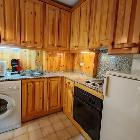 Perfecto Parejas- Fuego, Confort Y Equipado - Falco 12